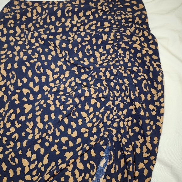 Lucy Paris Cheetah Print Ruched Asymmetrical Skirt Size Small - Picture 3 of 9